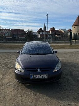 PEUGEOT 307