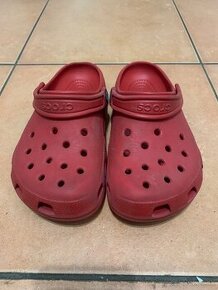 Červený Crocs, č32