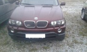 bmw rozpredaj na suciastky	predok x5 e53