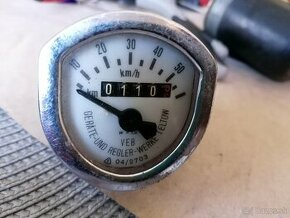 Tachometer