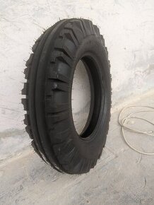 Pneumatiky na traktor 6,00-16 Pirelli vodiace