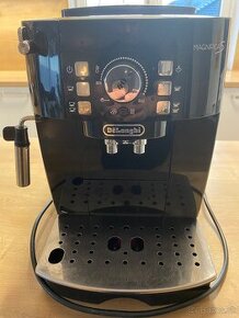 Predám automaticky kávovar Delonghi