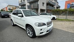 BMW X5 4.8i