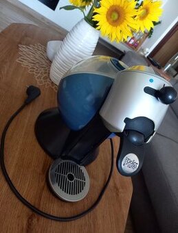 Kávovar Dolce gusto