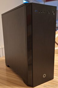 PC - i3 9100F, GTX 1650, 16GB RAM, SSD 250GB, HDD