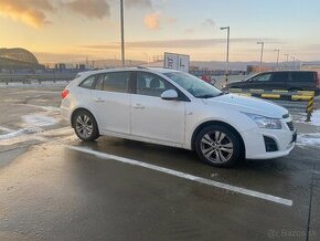 Chevrolet Cruze SW 1.4 TURBO 16V LTZ biela farba