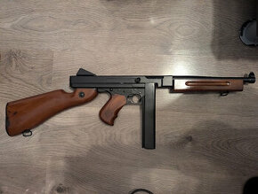 Cyma thompson m1a1