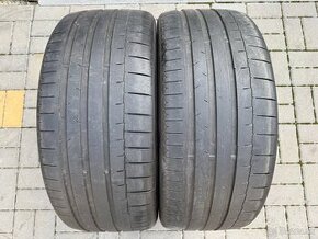 255/35 R21 - 1