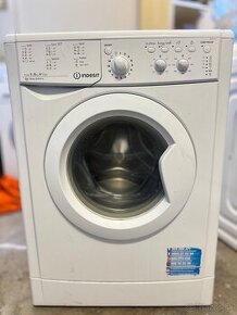 Indesit 5Kg A+