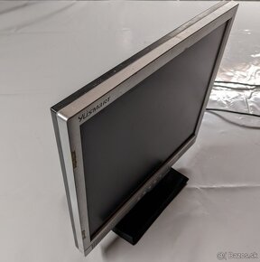 17" LCD Monitor Yüsmart 178MP-A L71C