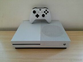 Xbox one S 1TB - 1