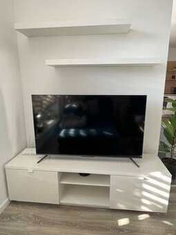 Komoda pod TV