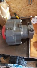 hydromotor char-lynn eaton case 40xt hydraulic drive motor