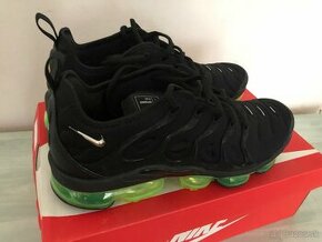 Tenisky - Nike Air VaporMax Plus - Nové