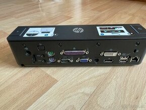 HP Docking Station - 1