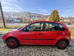 Ford Fiesta 1.3 benzín 51 kw