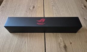 Predám novú podložku pod myš a klávesnicu ASUS ROG STEATH