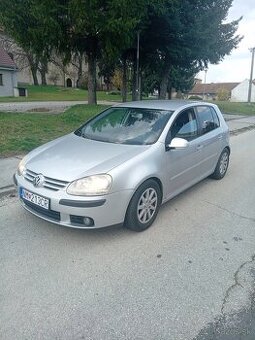 Predám Volkswagen Golf 5