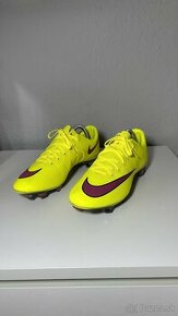 Nike Mercurial Vapor X “Volt/Hyper Pink”