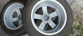 Zimné pneumatiky 225/60/R17 Nokian - na  HYUNDAI Tucson - 1