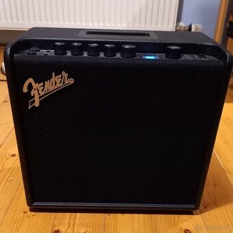 Fender Mustang LT25