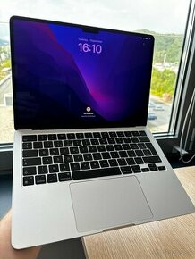 Macbook Air 13 M2 8/512 GB Strieborný