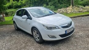 Opel astra j 1.7 92kw 2010 - 1