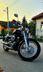 Honda shadow spirit VT750DC