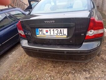 Volvo s40 na náhradné diely