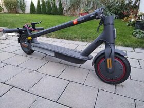 Xiaomi scooter pro 2 (len rozbalená a 1x odskúšaná)