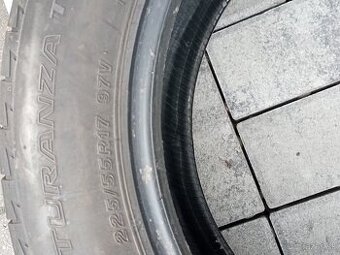 Letné R17 brigestone 225/55r178