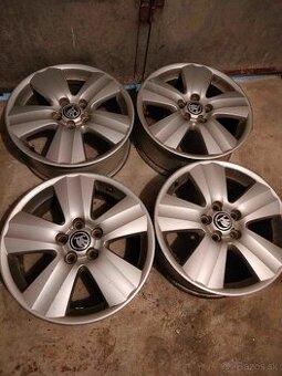 4ks alu disky orig. Vw ( Škoda ) 5x112 r17 - 1