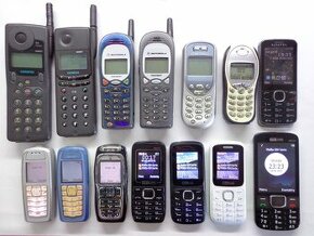 Zbierka starých mobilov pre zberateľov - 1