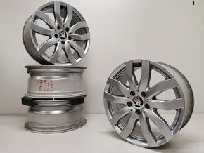 Škoda Karoq, Vw EOS alu disky 5x112 R17 ET40 7,5J