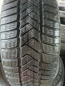 225/55R17 Pirelli - 1