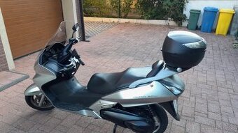 Honda fsj 600 silver wing - 1