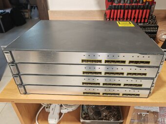 Switche CISCO WS-C3750G-12S-S