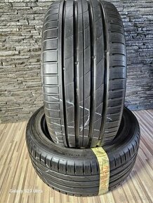 285/45/R19 XL nokian sport utility