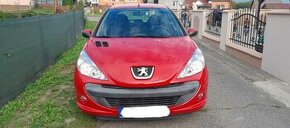 Predam peugeot 206, 1.4 benzin, 55kw, rok.v 2009 - 1