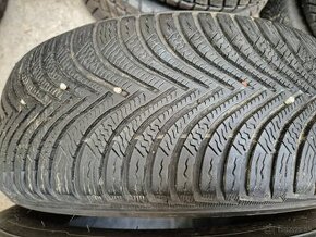 215/60 r16 zimné 4 ks MICHELIN dezén 6,7-6,3 mm DOT2018