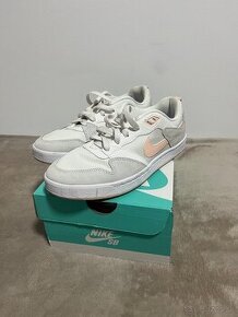 Nike SB - Alleyoop