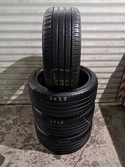 Falken letné 215/40/R17