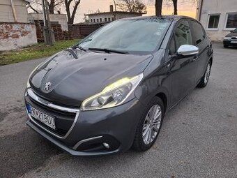 Peugeot 208 Style 2016 - 1