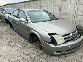 Lacno rozpredám Opel Vectra 2002-2008 na náhradné diely