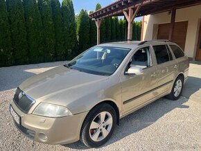 Škoda Octavia Combi 1.9 TDI Elegance DSG