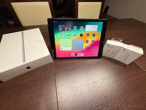 Apple Ipad 8