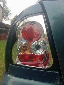 Zadné svetlá Škoda Octavia 1