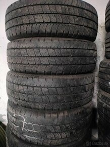 Predám sadu letných pneu na dodávku Goodyear 215/65 r16C - 1