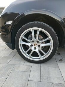 5x130 R21 295/35 R21 Porsche GTS orig.