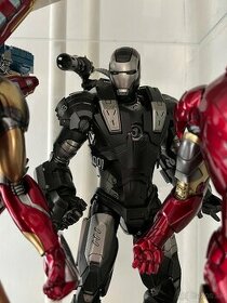 Hot Toys Diecast War Machine Mark I